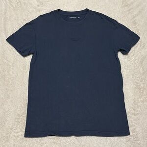 Abercrombie& fitch navy blue t shirt